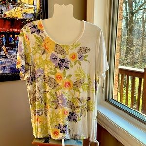 Chico’s Summer Top Size 2 (Large) With Bottom Side Loop Tie